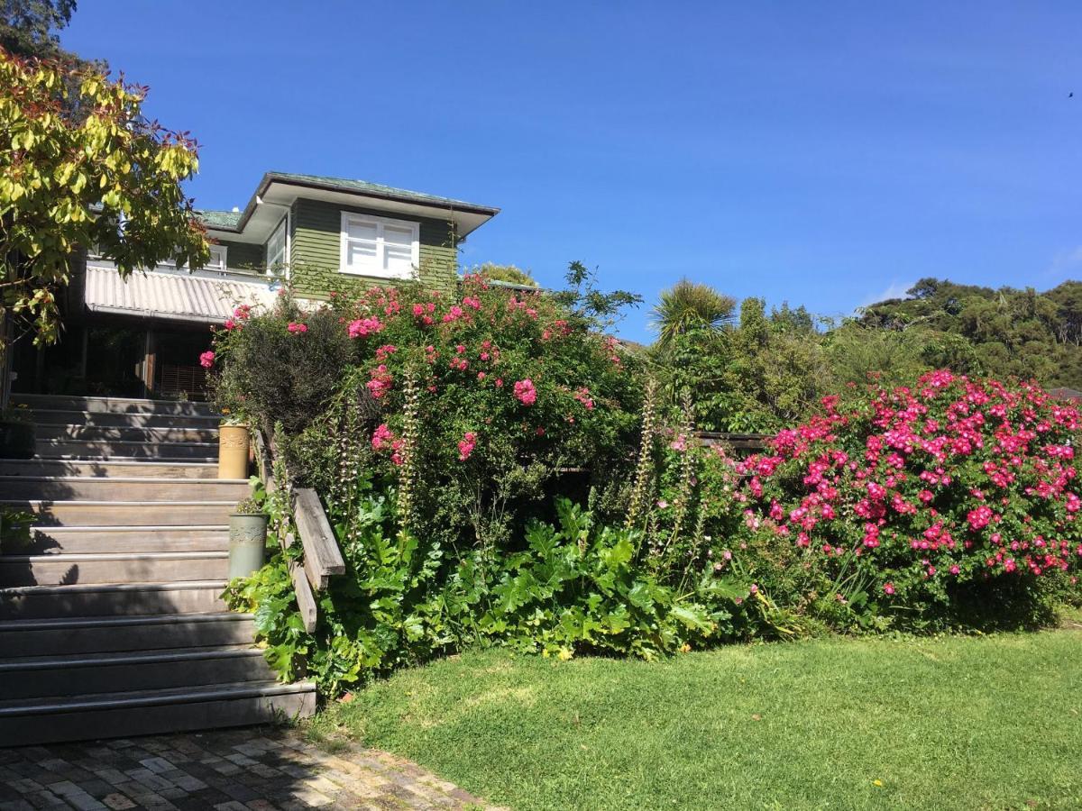 Отель Kawai Purapura Yoga Retreat Centre Окленд Экстерьер фото