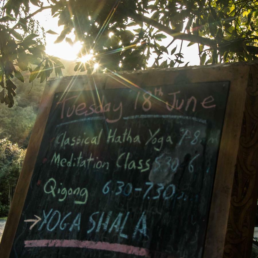 Отель Kawai Purapura Yoga Retreat Centre Окленд Экстерьер фото